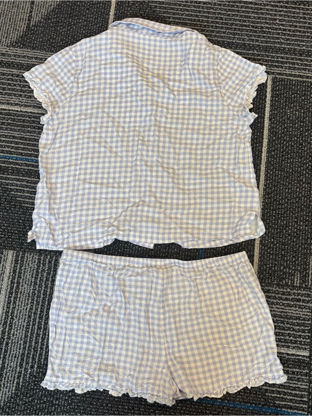 Laura Ashley XL Blue and White Gingham Short Pajama Set Ruffle Trim - Picture 2 of 10